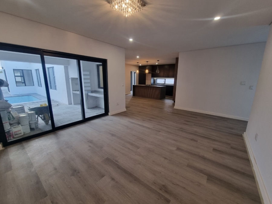Commercial Property for Sale in Sandown Western Cape